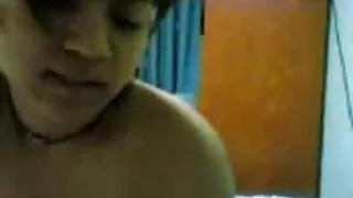 රුසියානු විවාහක යුවලක් වෙහෙස මහන්සි වී