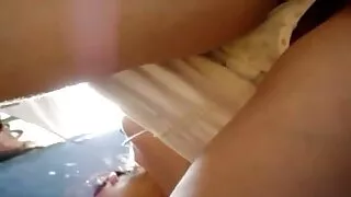 හුරුබුහුටි කෙළ තිදෙනෙකු විසින්