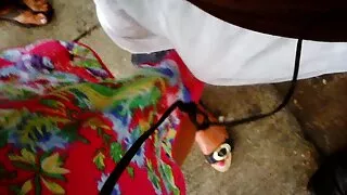 වැඩ කිරීමෙන් පසු අතෘප්තිකර පුත් ම මව