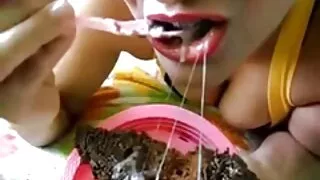 තරුණ හාදයා කෙට්ටු කුකුළා සමග දැඩි ලිංගික ඇත